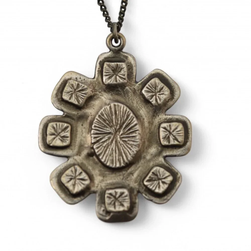 CHANEL Authentic Gold Logo Necklace - Picture 3 of 6